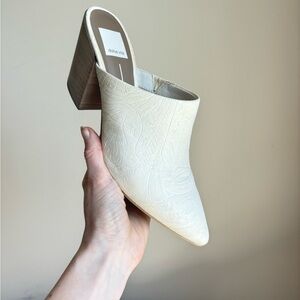 🍒 Dolce Vita Angela White Mules